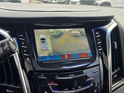 Used 2018 Cadillac Escalade ESV Platinum AWD/4WD image 24