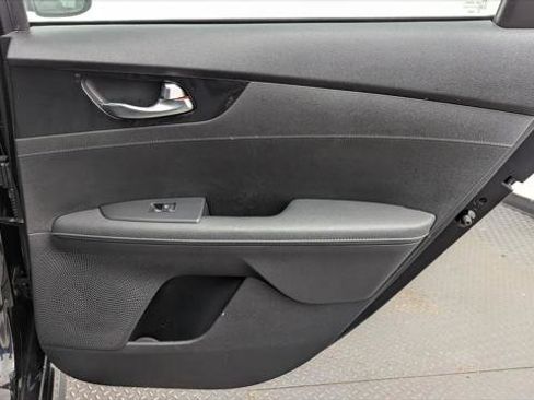 Used 2023 Kia Forte GT-Line w/ GT-Line Premium Package FWD image 19