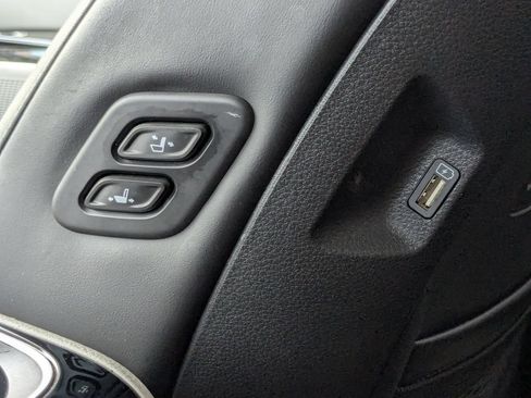 Used 2024 Kia Carnival SX FWD image 21