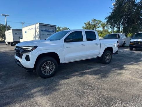 New 2025 Chevrolet Colorado LT w/ LT Convenience Package image 2