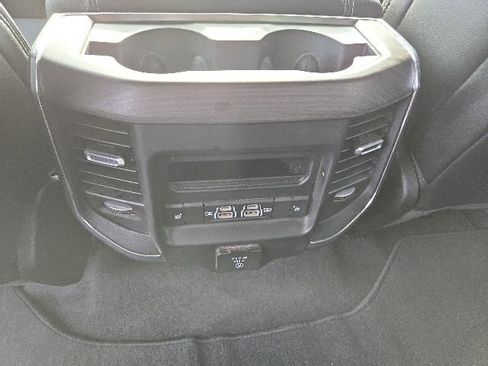Used 2025 RAM 1500 Laramie AWD/4WD image 7