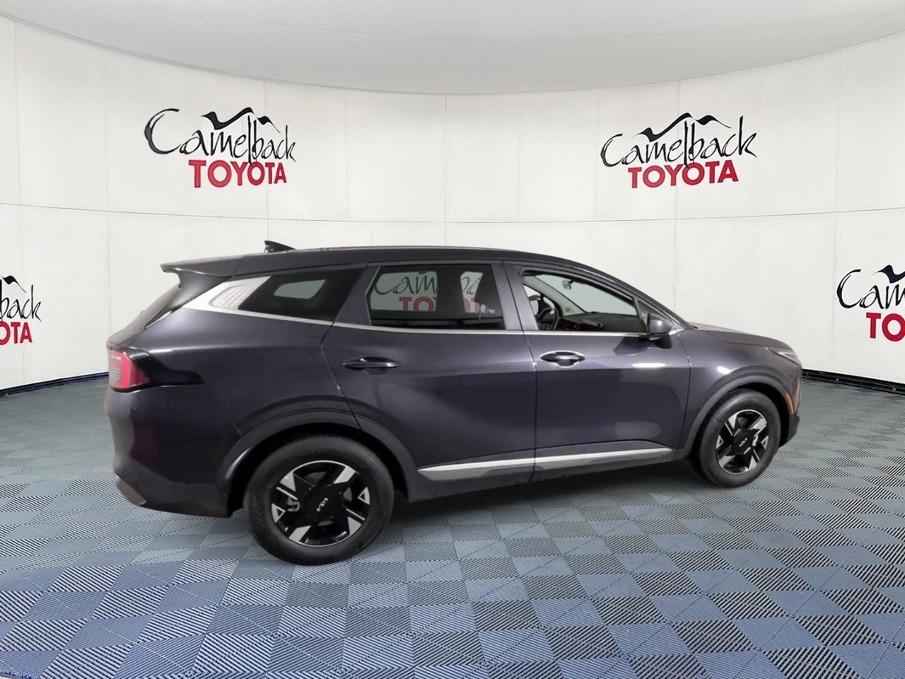 Used 2026 Kia Sportage LX FWD image 3