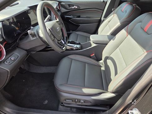 New 2026 Chevrolet Trax RS w/ Driver Confidence Package image 6