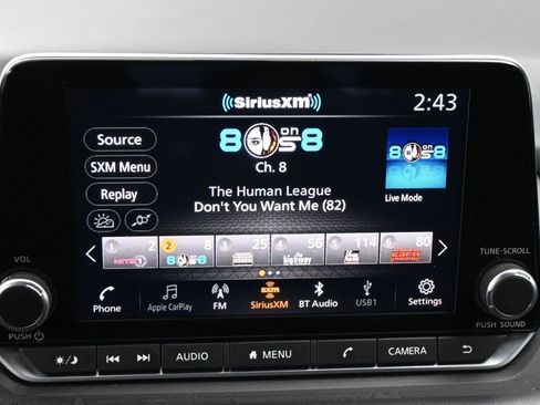 Used 2024 Nissan Rogue SV image 16