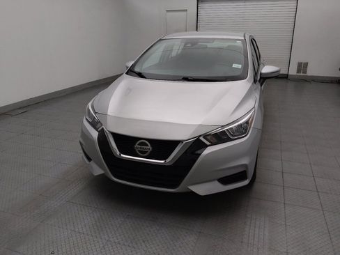 Used 2021 Nissan Versa SV FWD image 15