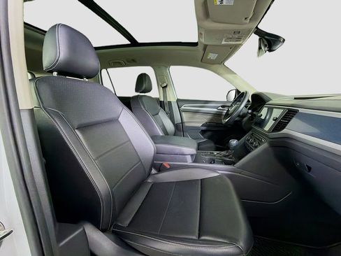 Used 2021 Volkswagen Atlas SE w/ Panoramic Sunroof Package image 29