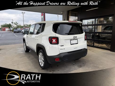 Used 2023 Jeep Renegade Latitude AWD/4WD image 7