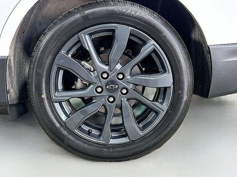 Used 2022 Chevrolet Equinox RS FWD image 33