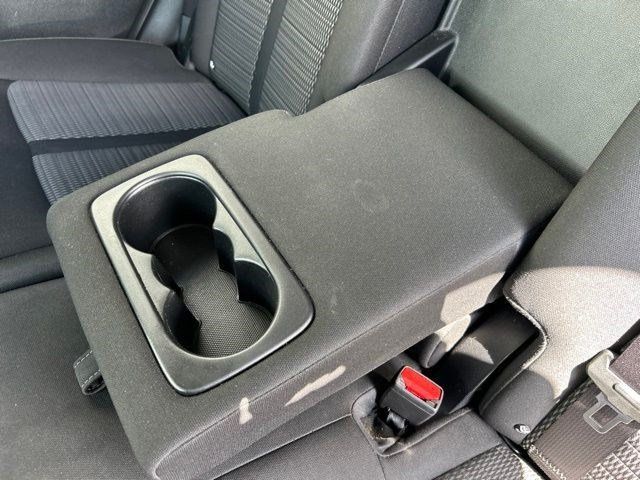 Used 2025 Kia Sorento LX FWD image 39