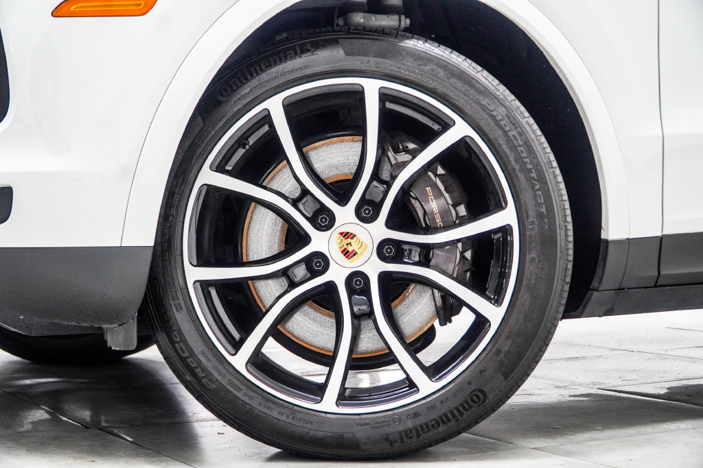 Used 2023 Porsche Cayenne Coupe AWD/4WD image 8
