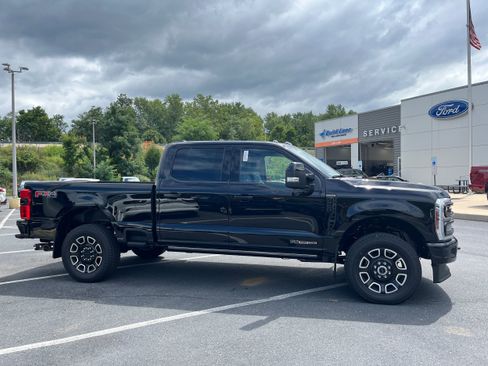 New 2026 Ford F250 Platinum AWD/4WD image 4