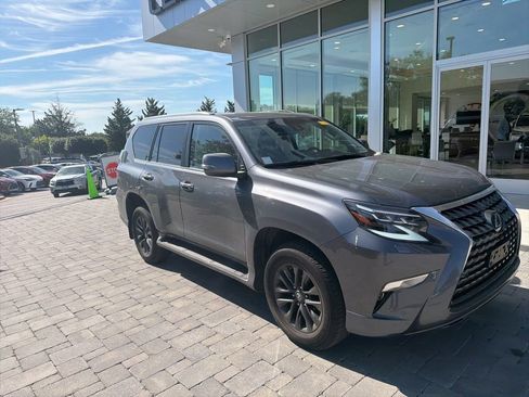Certified 2023 Lexus GX 460 Premium w/ Premium Package AWD/4WD image 8