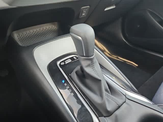 Used 2026 Toyota Corolla SE FWD image 25