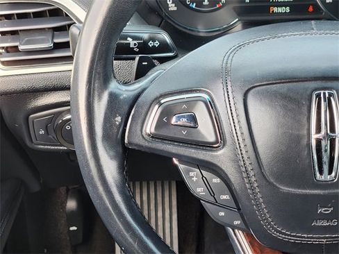 Used 2017 Lincoln MKZ Reserve image 28