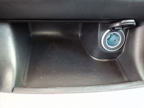 Used 2022 Dodge Charger SXT w/ Driver Convenience Group image 5