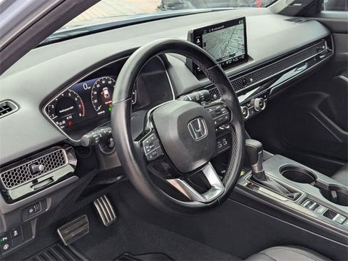 Used 2022 Honda Civic Sport Touring image 12