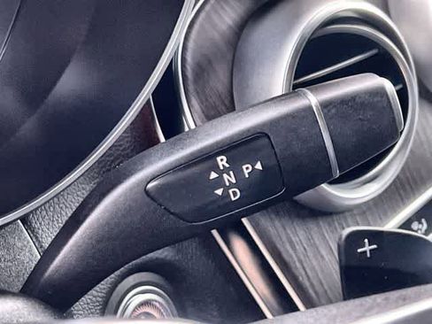 Used 2022 Mercedes-Benz GLC 300 image 16