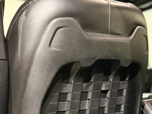 Used 2021 Jeep Wrangler Unlimited Rubicon image 46