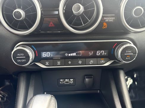 Used 2021 Nissan Sentra SR FWD image 10