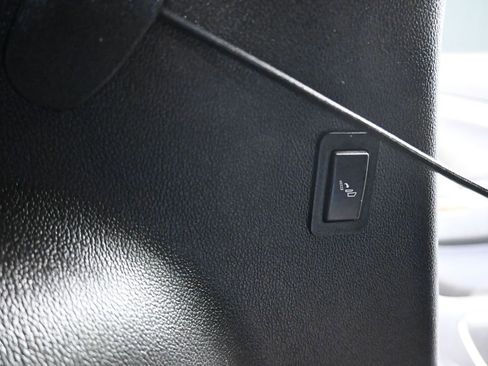 Used 2020 Chevrolet Tahoe LT image 40