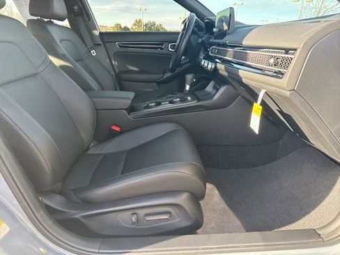 Used 2025 Honda Civic Sport Touring image 28