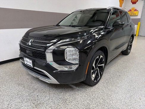 Used 2022 Mitsubishi Outlander SEL FWD image 3
