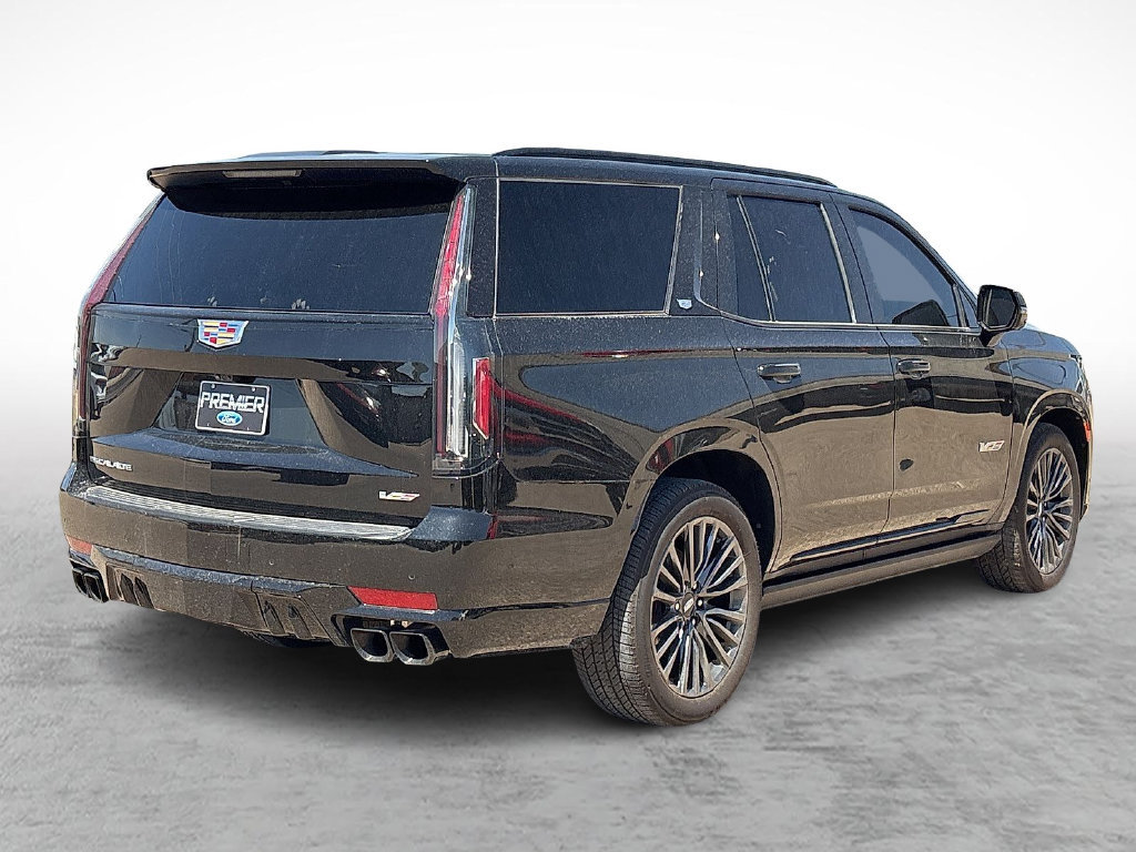 Used 2024 Cadillac Escalade V w/ Heavy-Duty Trailer Package AWD/4WD image 11