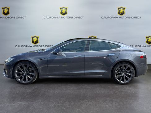 Used 2018 Tesla Model S 75D AWD/4WD image 2