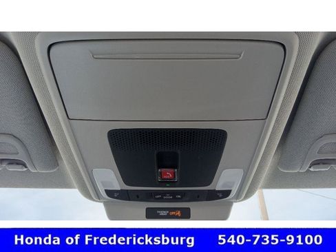 Certified 2025 Honda Accord LX image 25