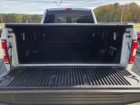 Used 2018 Ford F150 XLT image 7