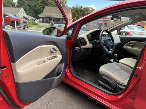 Used 2013 Kia Rio LX w/ PWR Pkg FWD image 10