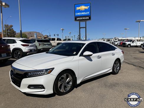 Used 2018 Honda Accord Touring image 1