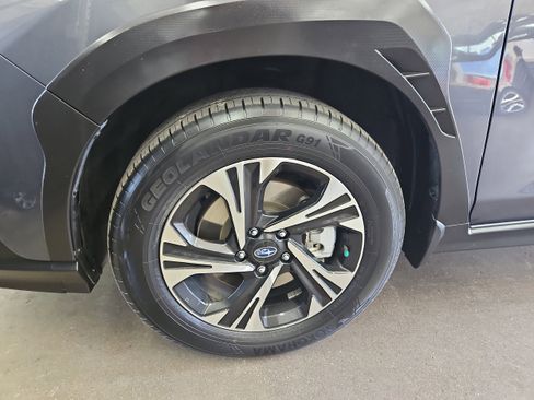 Used 2024 Subaru Crosstrek 2.0i Premium image 19