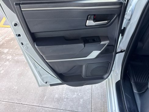 Used 2023 Toyota Tundra Limited image 27