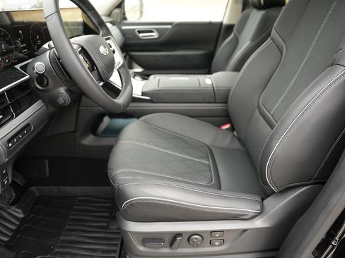 New 2025 INFINITI QX80 Sensory w/ Exterior Package image 10