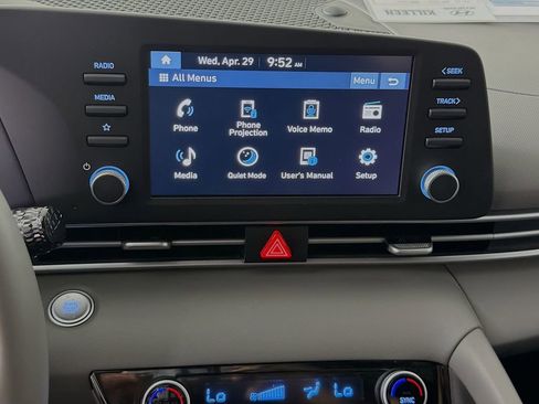 Used 2025 Hyundai Elantra Sport FWD image 32