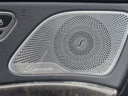 Used 2015 Mercedes-Benz S 550 4dr Sdn S 550 4MATIC w/ Sport Package image 20