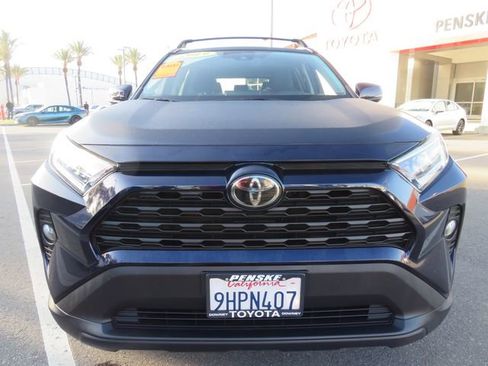 Used 2019 Toyota RAV4 XLE w/ Convenience Package image 2