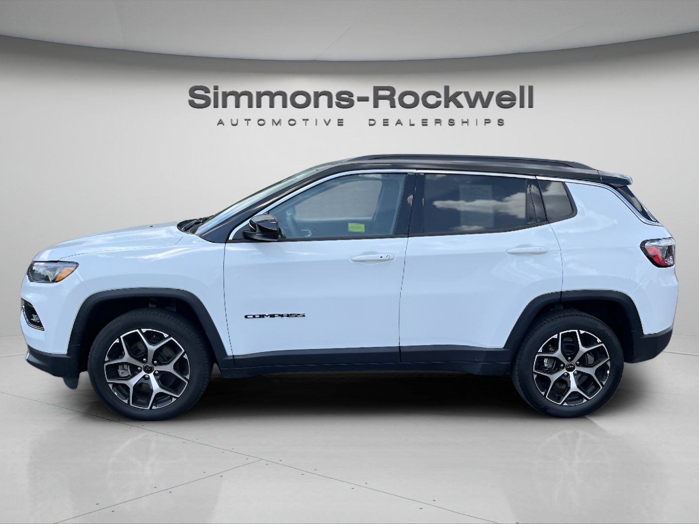 Used 2025 Jeep Compass Limited AWD/4WD image 2