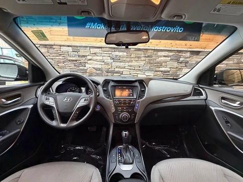 Used 2018 Hyundai Santa Fe Sport w/ 2.4L Value Package 02 AWD/4WD image 18