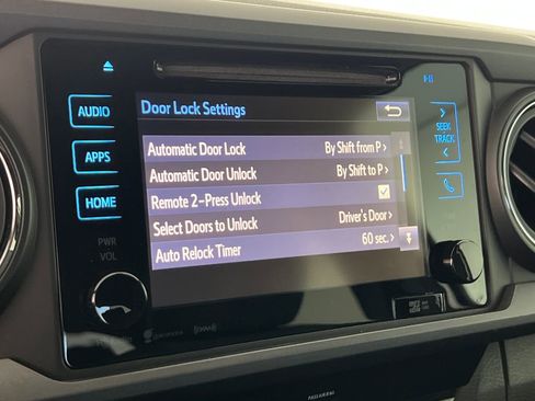 Used 2019 Toyota Tacoma TRD Off-Road RWD image 39