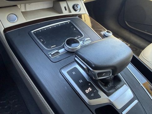 Used 2020 Audi Q5 2.0T Premium Plus w/ Premium Plus Package image 5