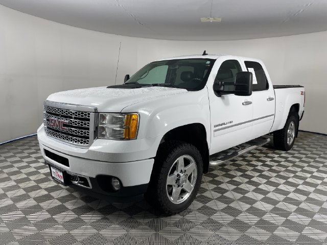 Used 2013 GMC Sierra 2500 Denali w/ Suspension Package, Off-Road AWD/4WD image 1