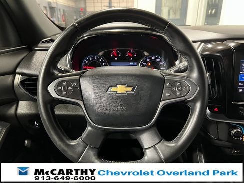 Used 2023 Chevrolet Traverse LT image 12