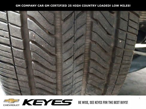 Certified 2025 Chevrolet Suburban High Country image 42