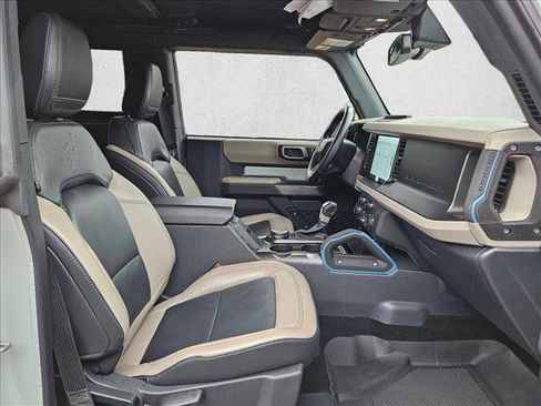 Used 2023 Ford Bronco Wildtrak image 20