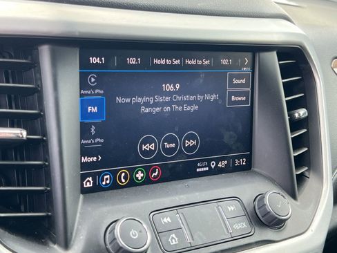 Used 2022 GMC Acadia SLE w/ Driver Convenience Package image 25