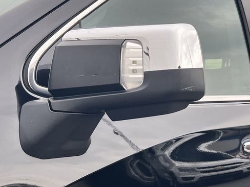 Used 2024 GMC Sierra 1500 SLT image 29