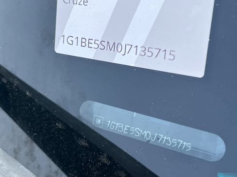 Used 2018 Chevrolet Cruze LT w/ RS Package image 23