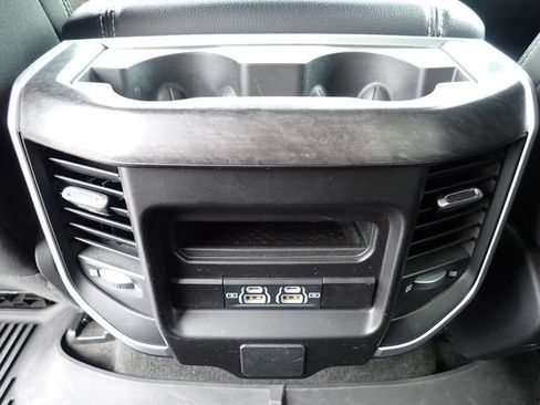 Used 2023 RAM 1500 Big Horn AWD/4WD image 17